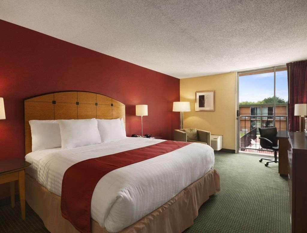 Baymont By Wyndham Salem Roanoke Area Otel Oda fotoğraf
