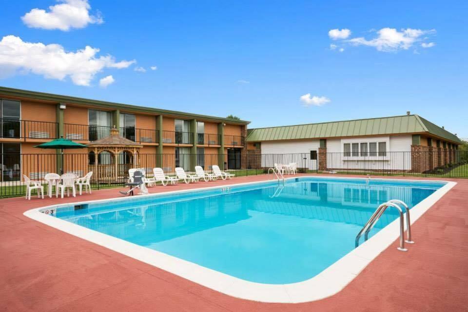 Baymont By Wyndham Salem Roanoke Area Otel Dış mekan fotoğraf